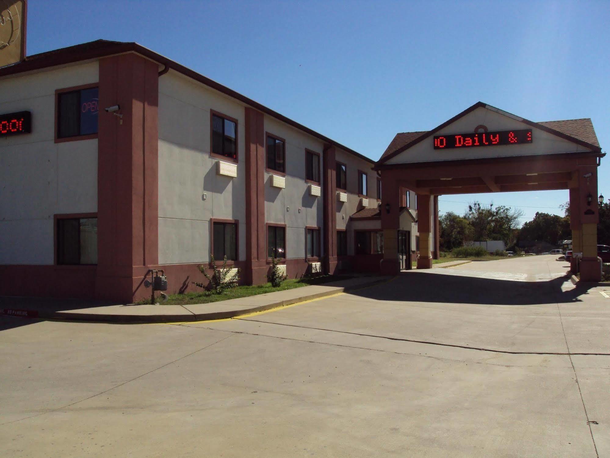 Tropicana Inn And Suites Dallas Eksteriør billede
