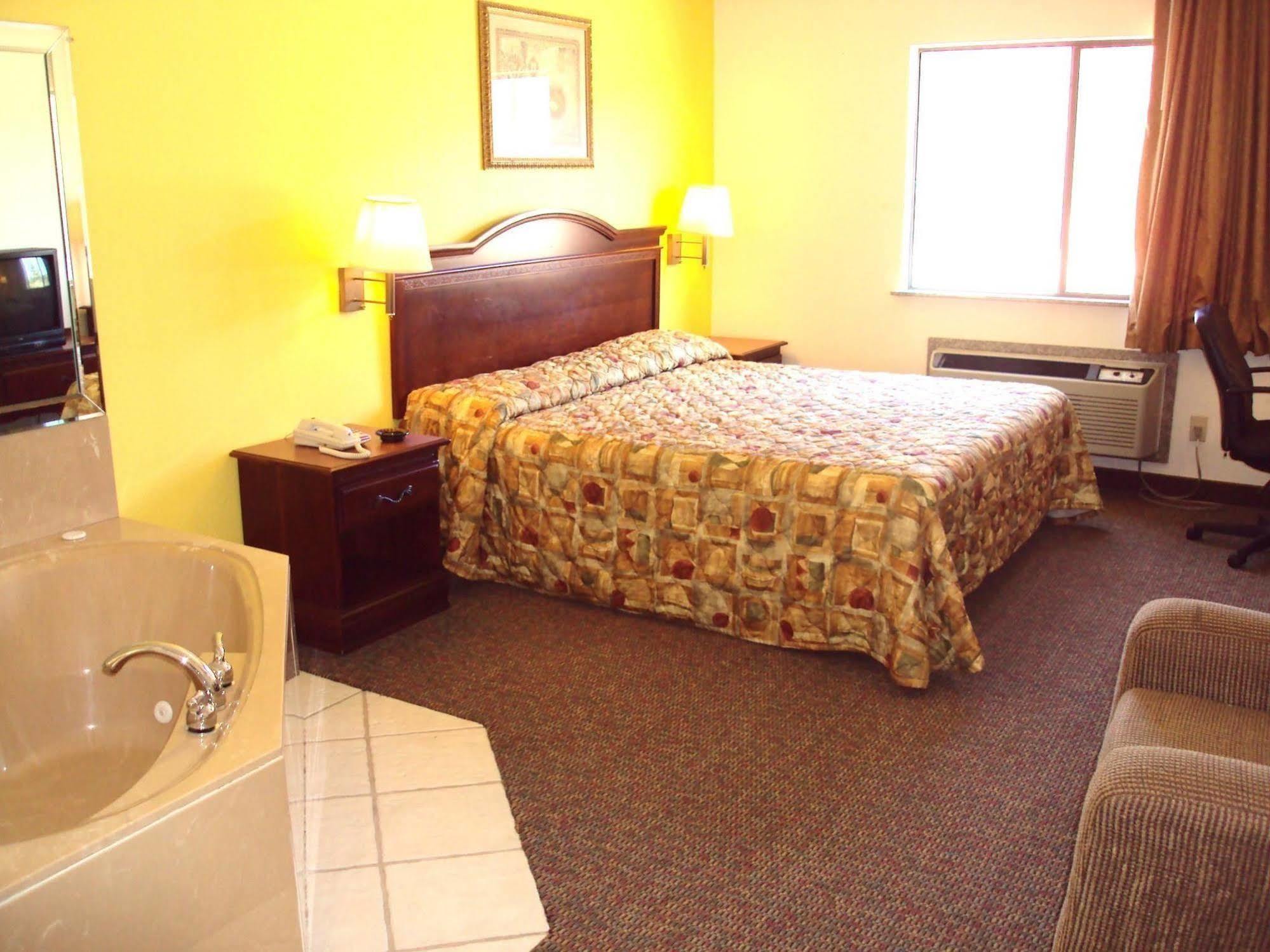Tropicana Inn And Suites Dallas Eksteriør billede